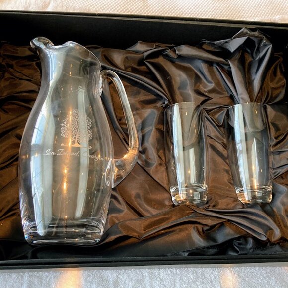 Tall Glass Pitcher Sea Island Resort GA + 2 Glasses Iced Tea Water New Gift Box - Picture 13 of 14